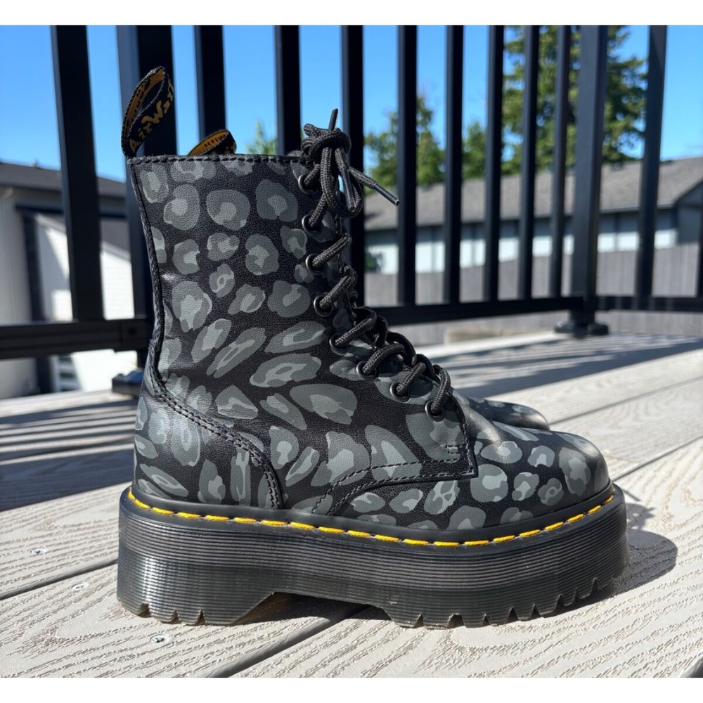 Dr. Martens Jadon Leopard Print Platform‎ Boots Black Moto Women's Size 5